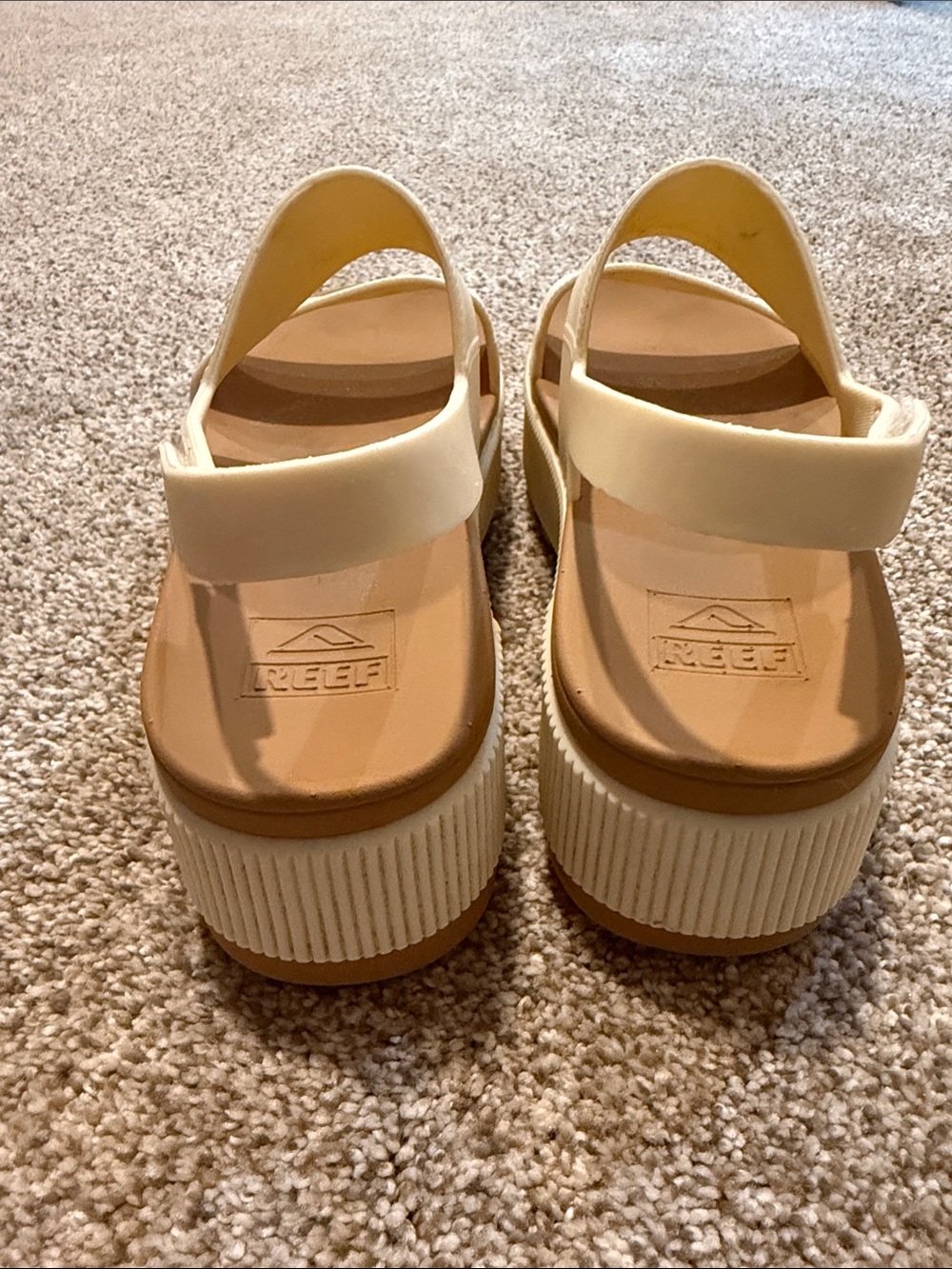Reef Women's Cream Elastic Strap Platform Sandals - Picture 2 of 5